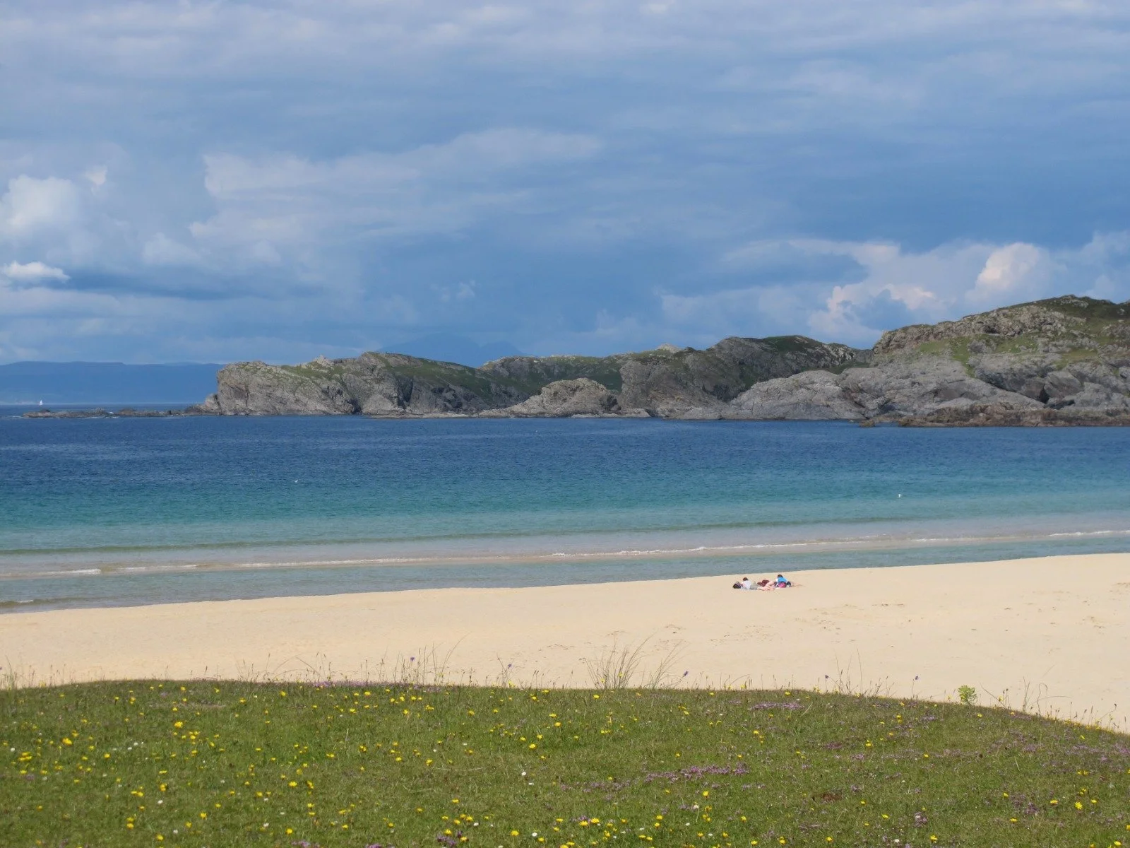 A peaceful day at Kiloran Bay, where the white sands of Colonsay meet the Atlantic ocean.