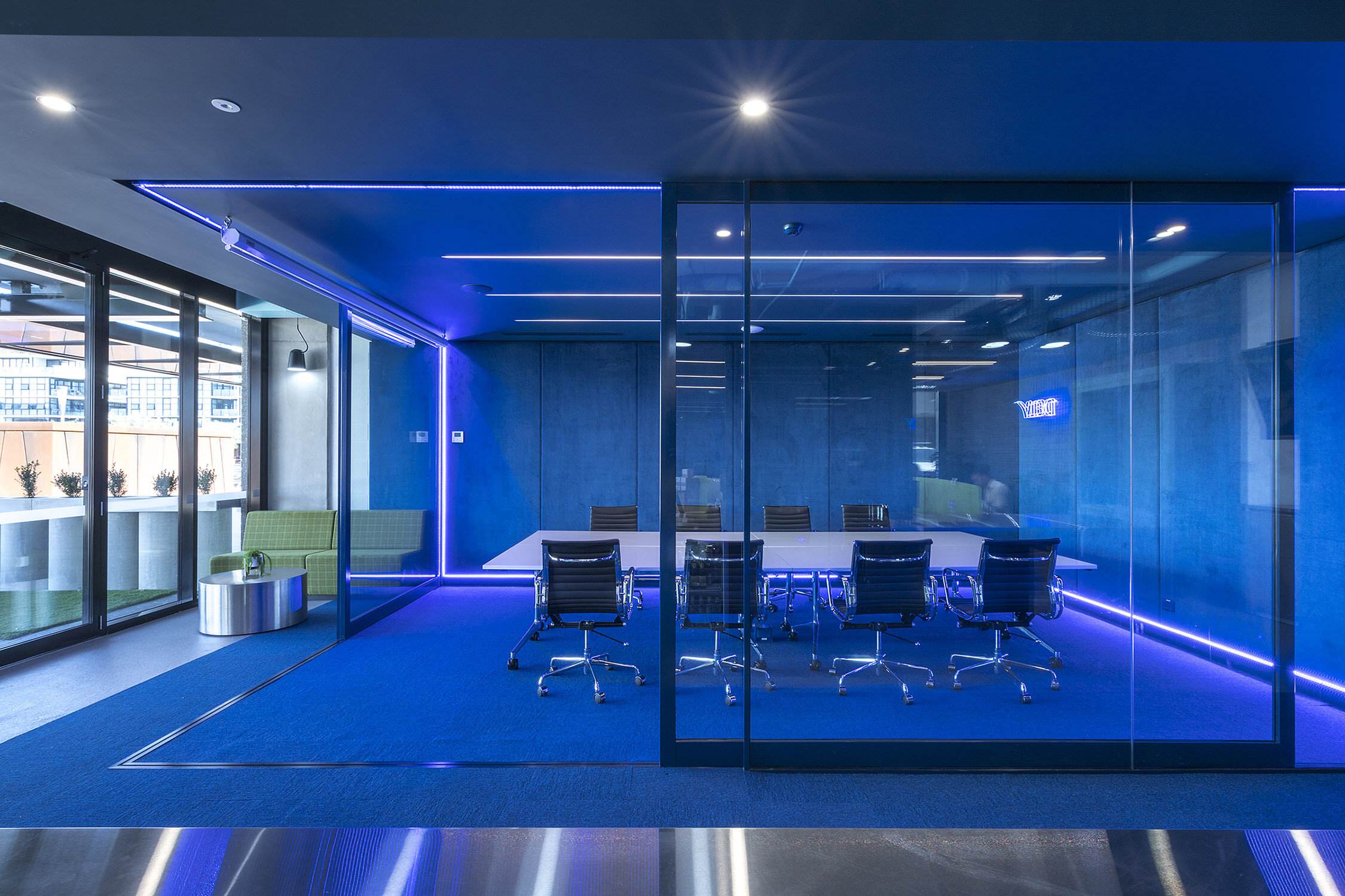 delv_05_meetingroom.jpg
