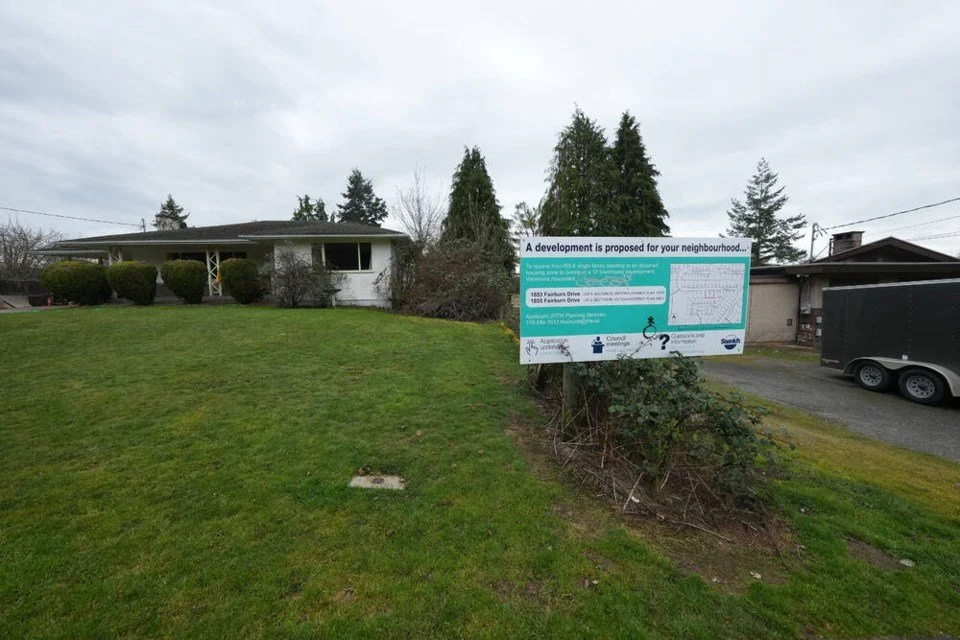 Saanich endorses 12-unit townhouse project in heart of Gordon Head