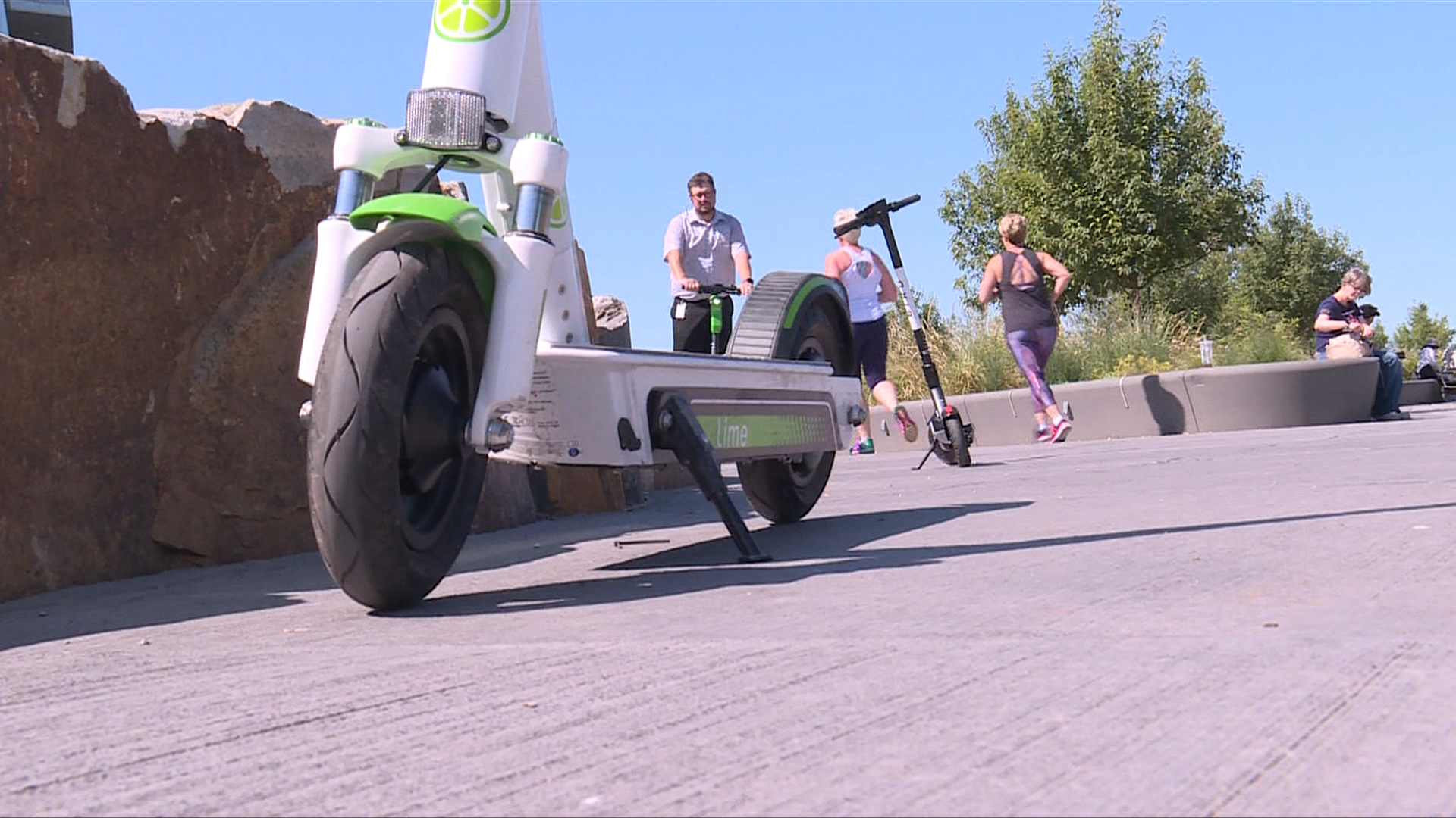 Zac de Vries Leads Push to Legalize E-Scooters in Saanich