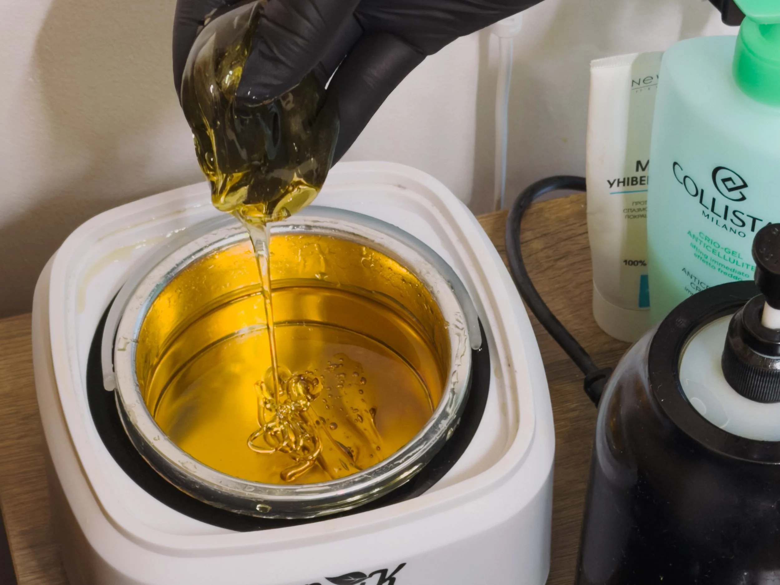 How to Stay Consistent with Sugaring⁉️

Making smooth skin part of your routine - without overthinking it💗