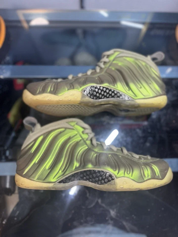 nike 9.5 air.webp