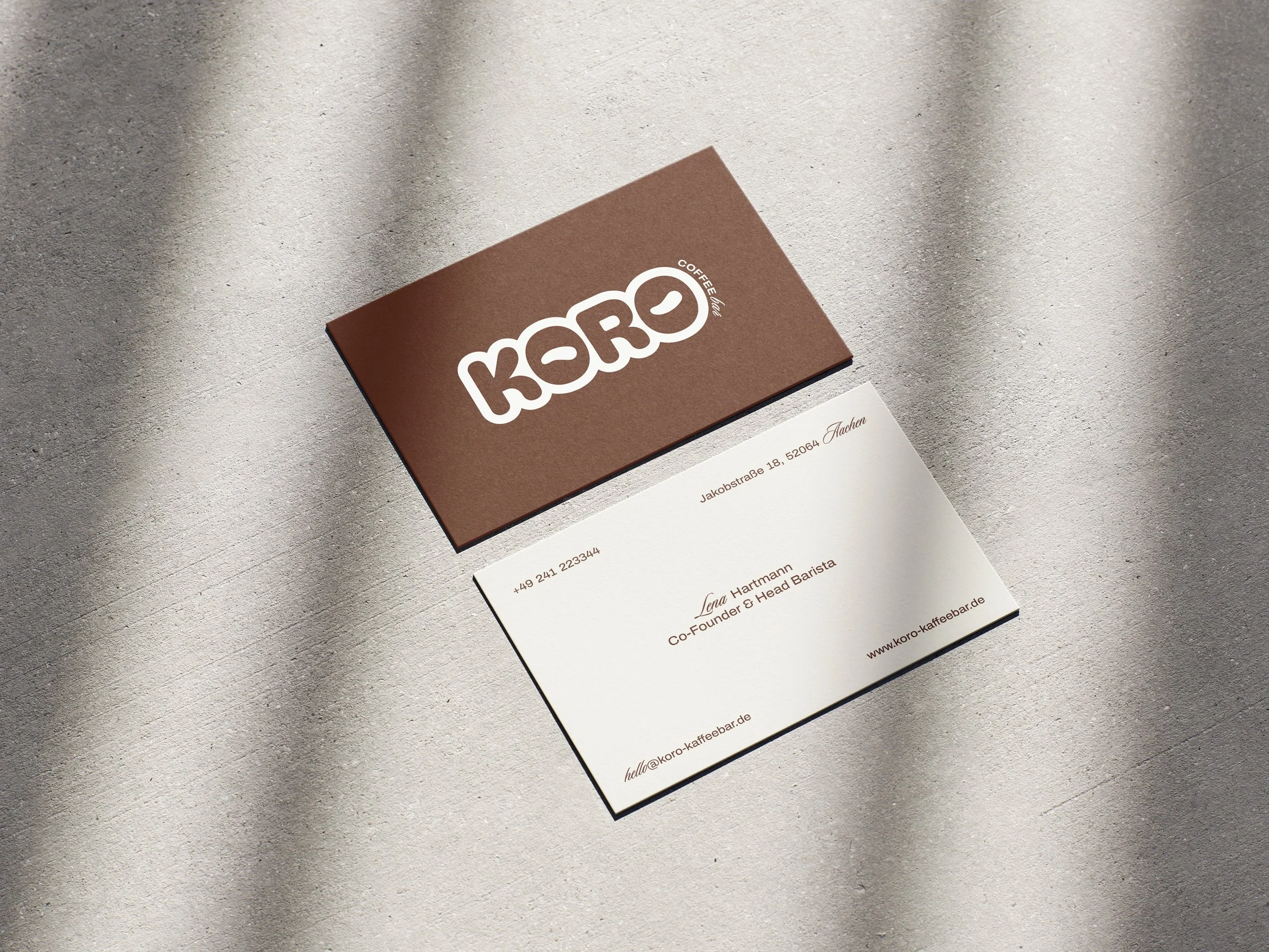 Koro-visitenkarte-mockup.jpg