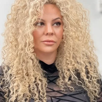 Curly textured blonde hair styling, permanent waves, hair styling and shaping by Mai Salon Rotorua