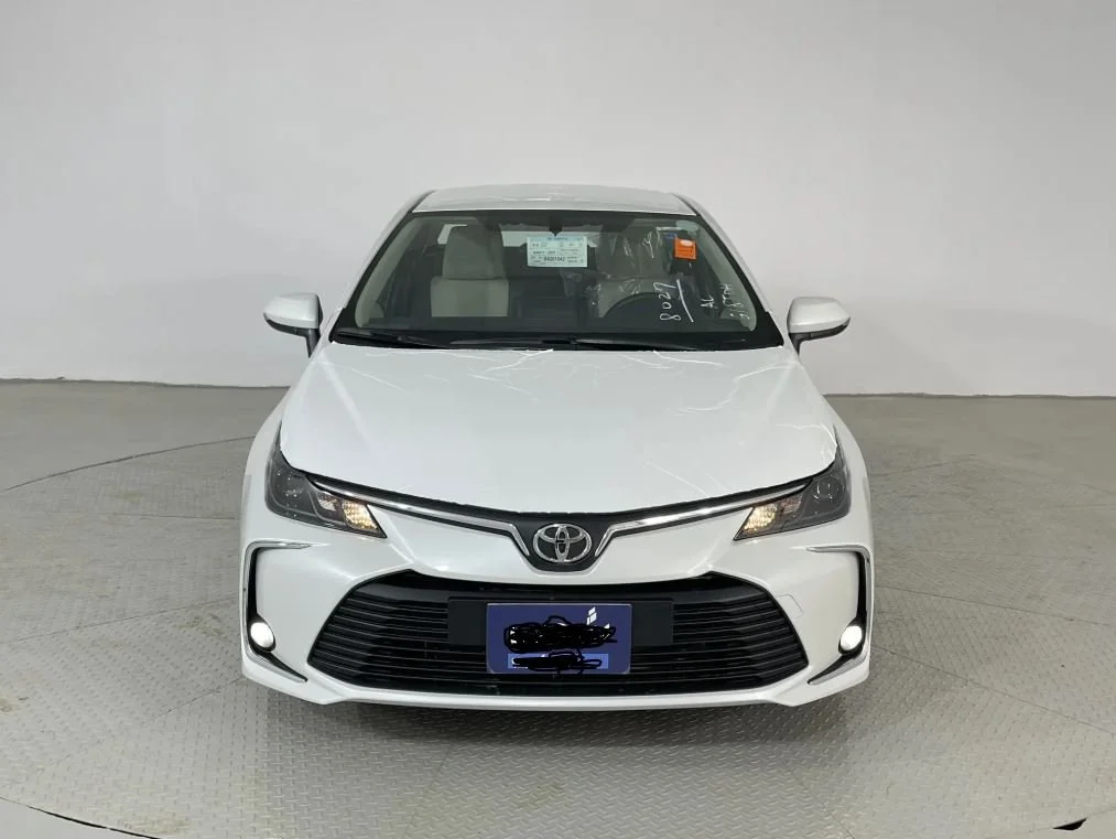 TOYOTA COROLLA 2024