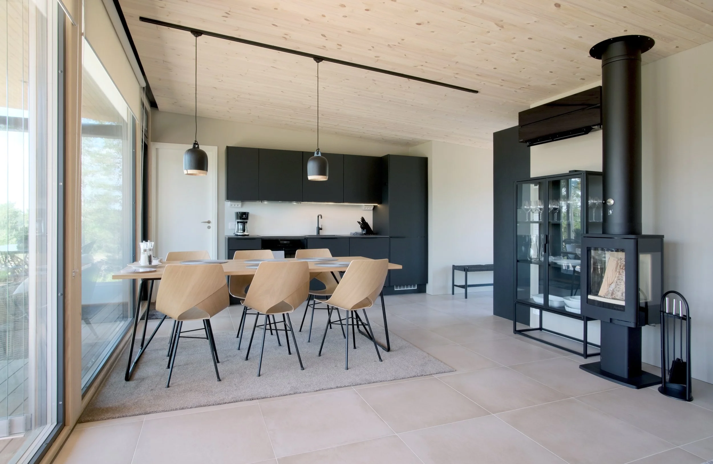 Glass House 70Å_keittiö.jpg