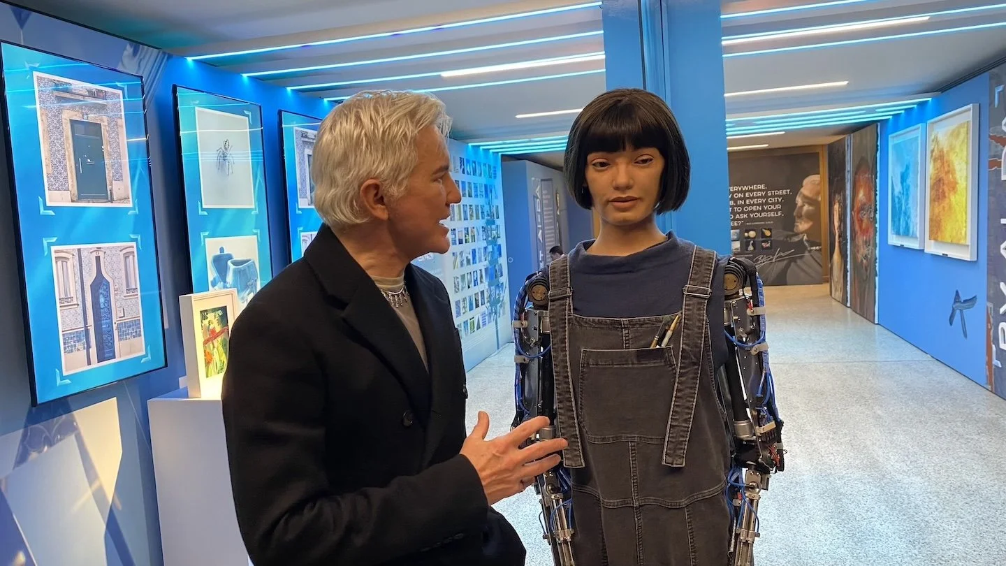 Ai-Da with film director Baz Luhrmann
