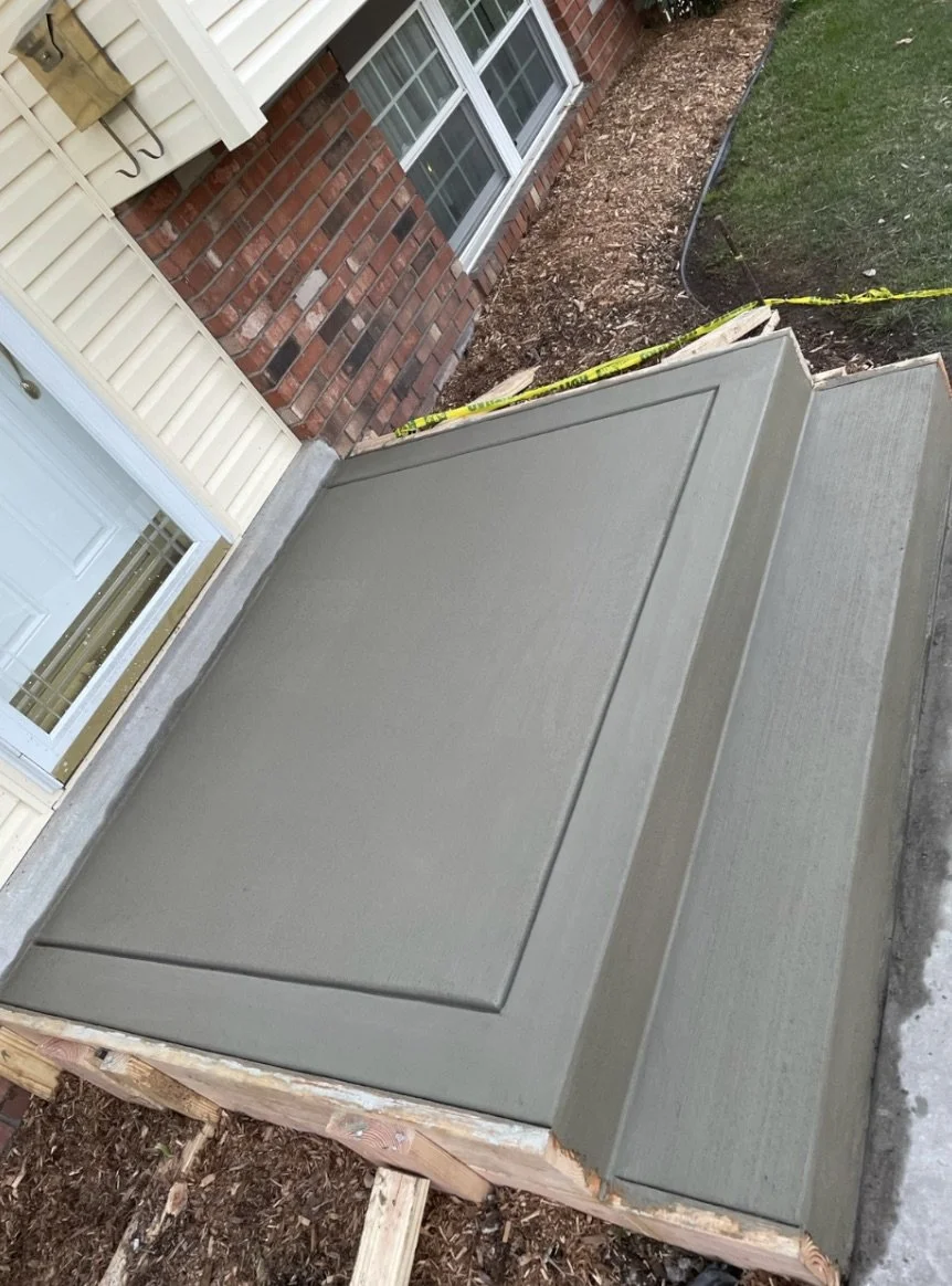 Freshly installed concrete step in Collingswood, New Jersey.