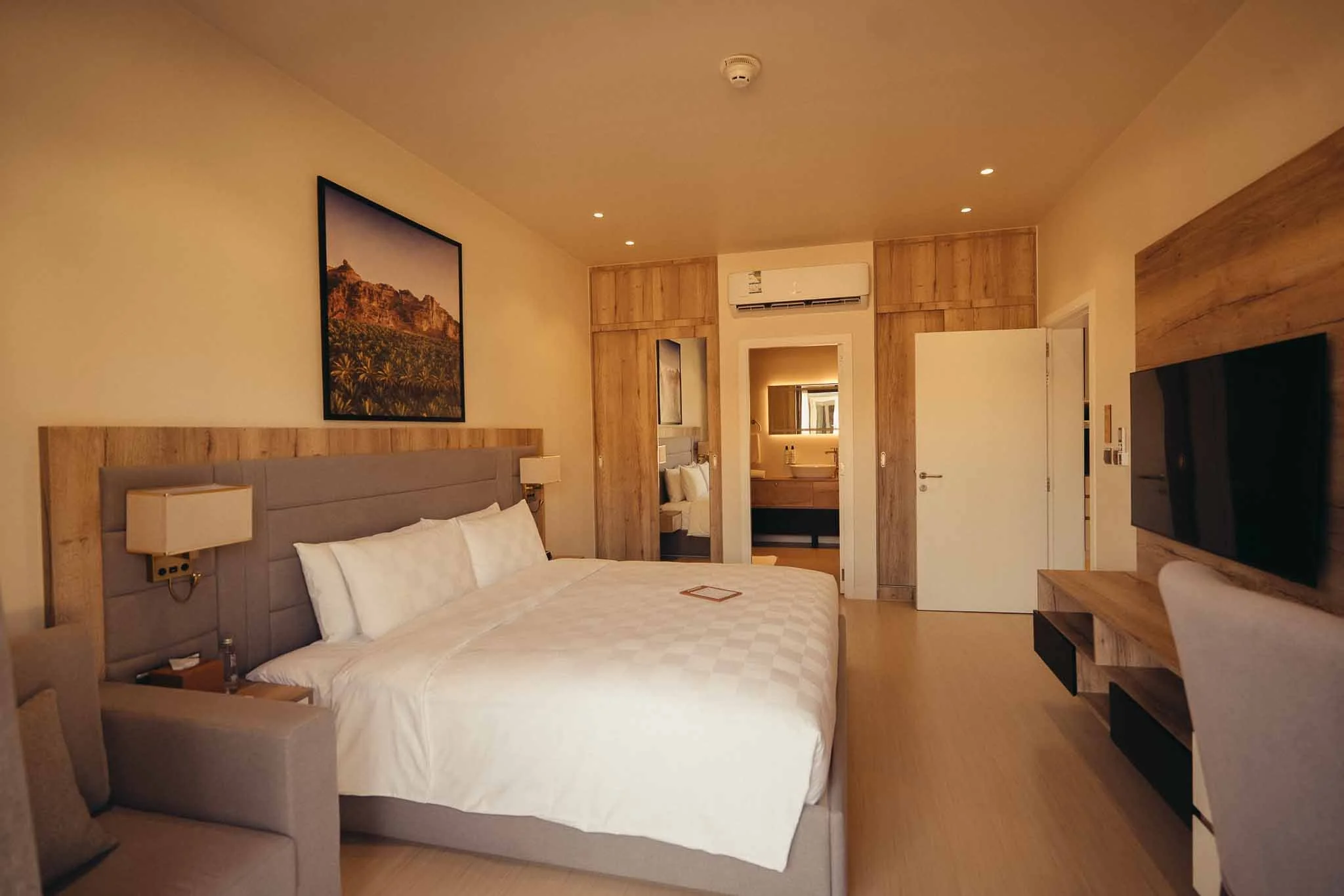 Alula Accommodation-10.jpg