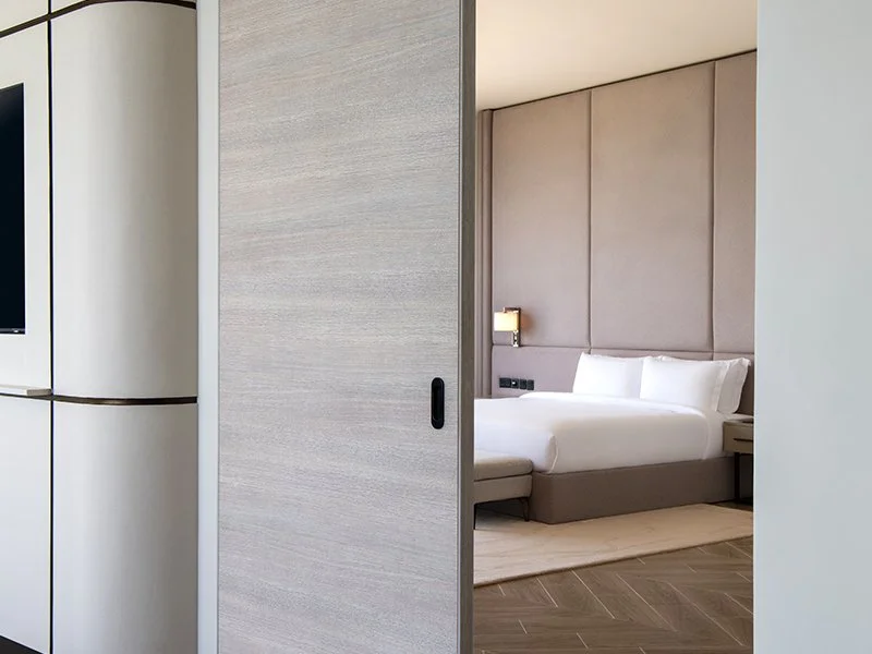 RaybyCloud7_ Signature Suite-10.jpg