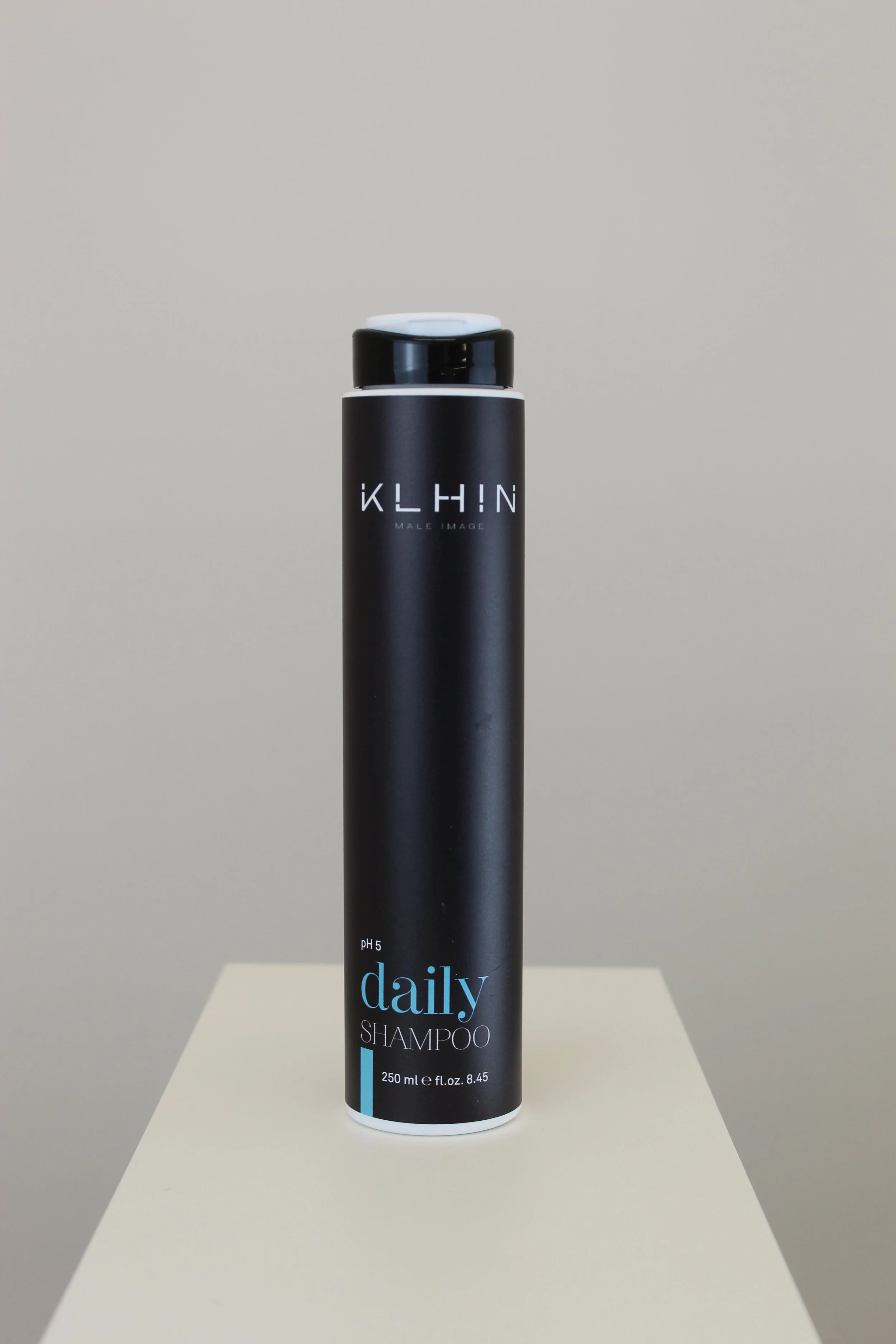 DAILY SHAMPOO