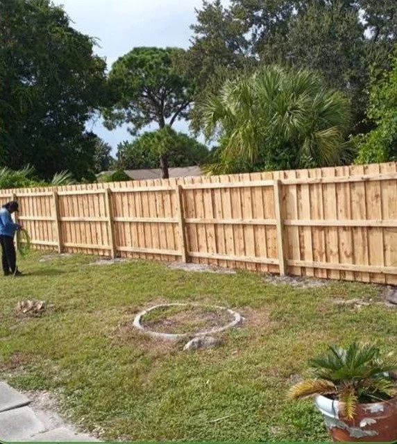 Wood privacy fence installed in a Central Florida backyard