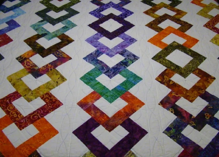 strips and salsa quilt, interlocking diamonds
