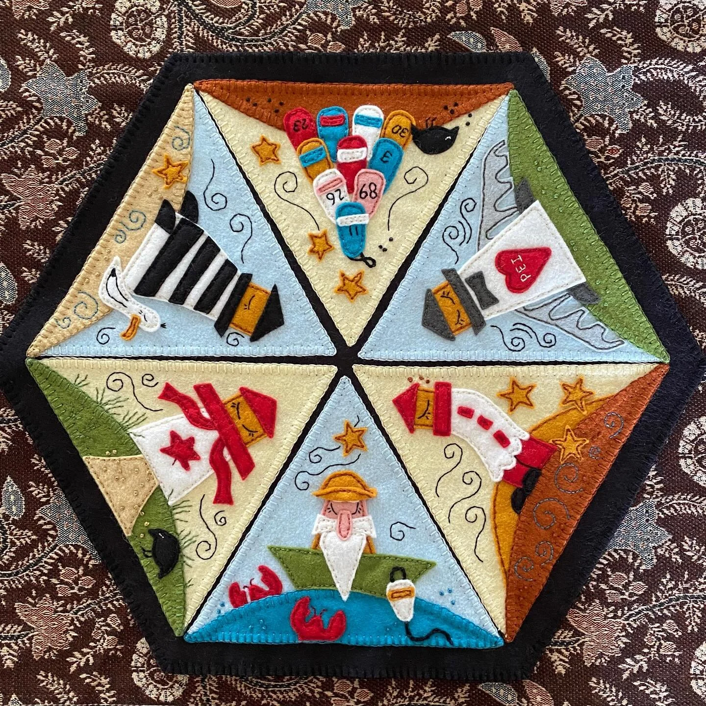 wool applique kit called Setting Day