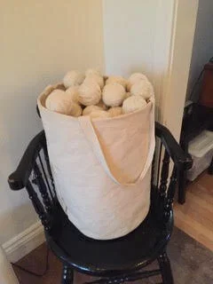 bag of white dryer balls