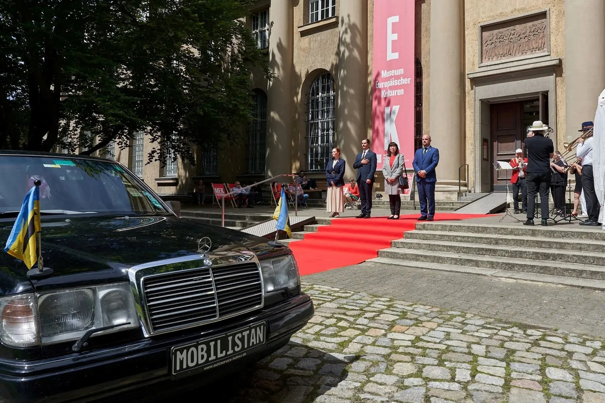 Mobilistan – der erste mobile Staat der Welt macht Station im Kunstmuseum  Magdeburg