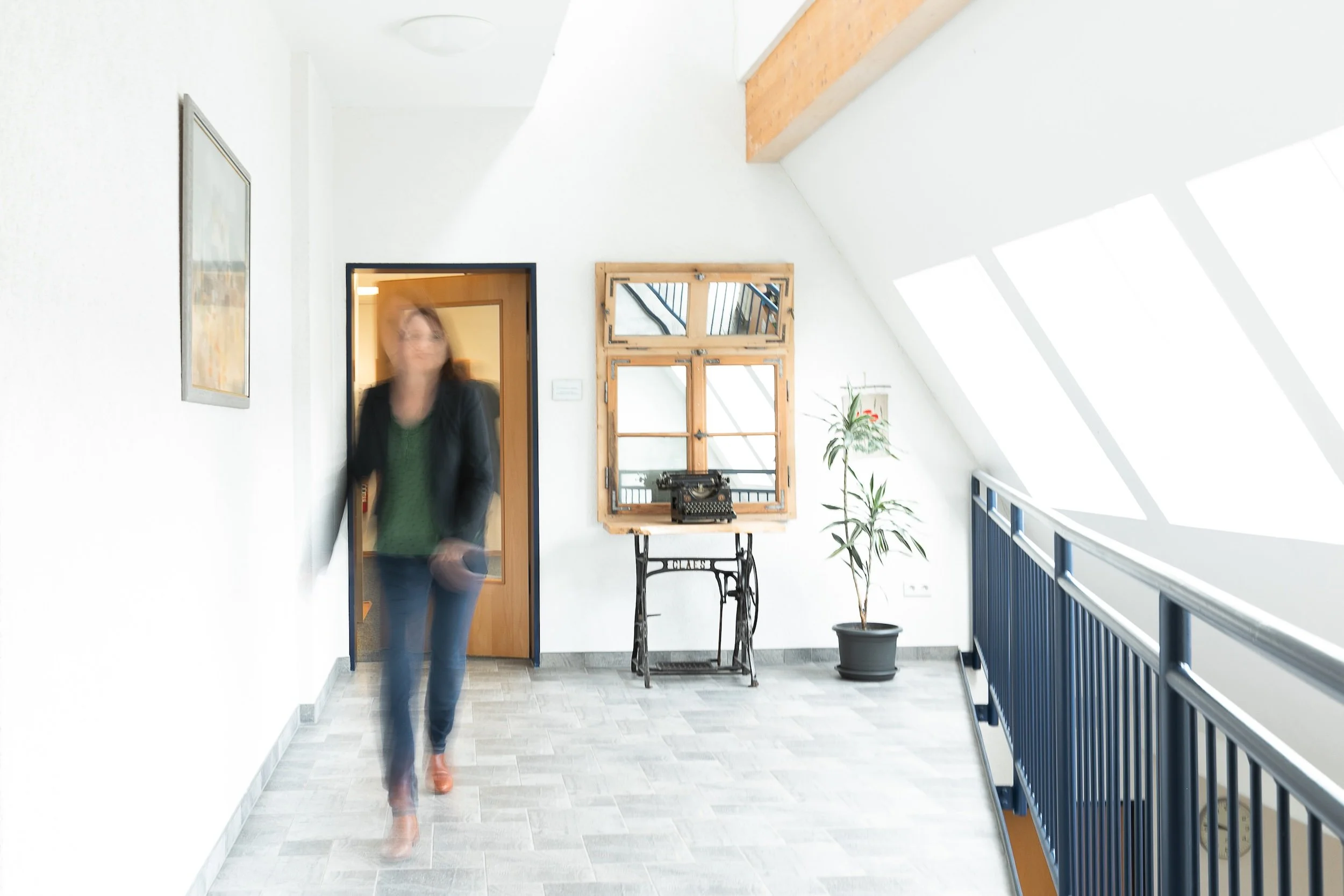 Heller freundlicher Flur in Haus 1
