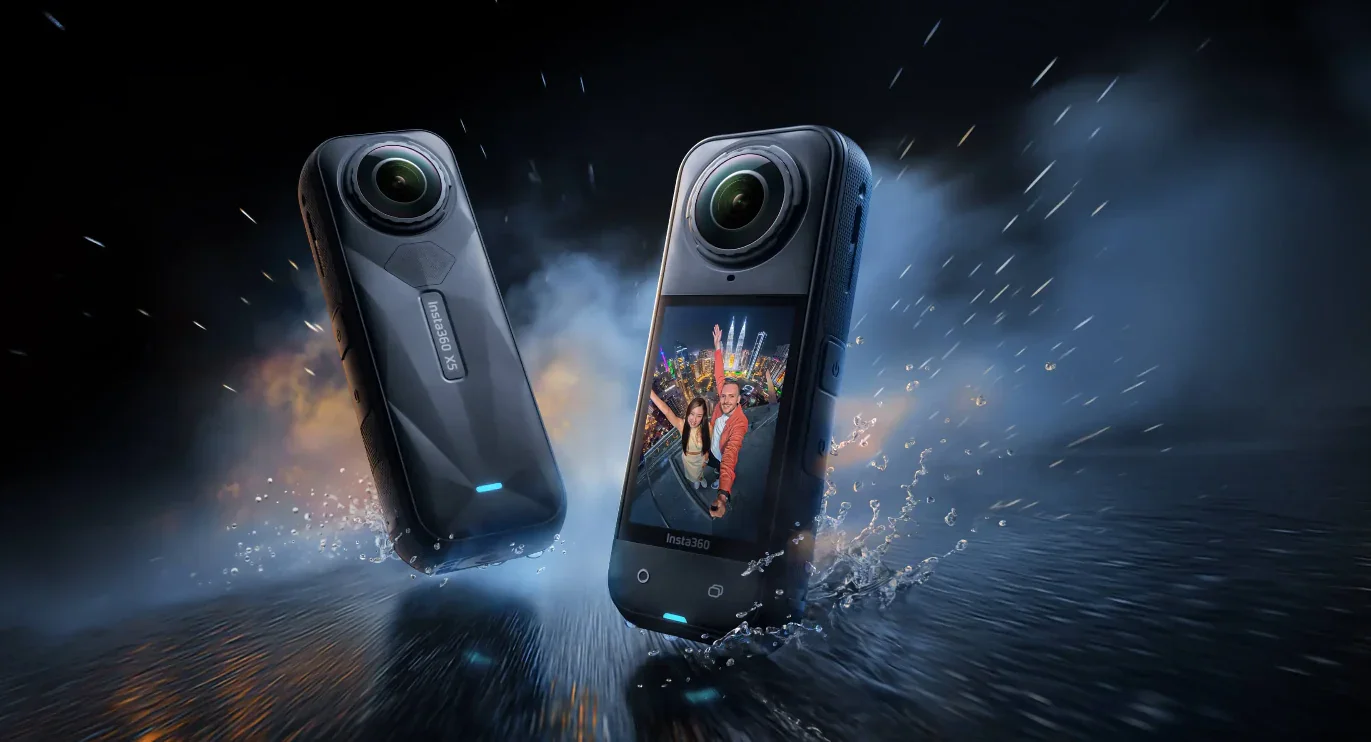 Insta360 X5 + Mic Air

Specs: 8K 360° Video | Dual 1/1.2" Sensors | FlowState Stabilization | Invisible Selfie Stick Effect.