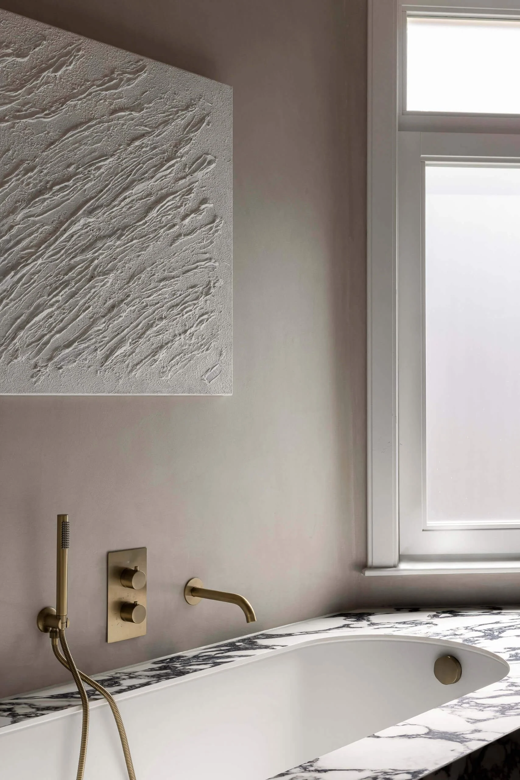VAN-ESSEN-INTERIORS-6515-LR-scaled.jpg