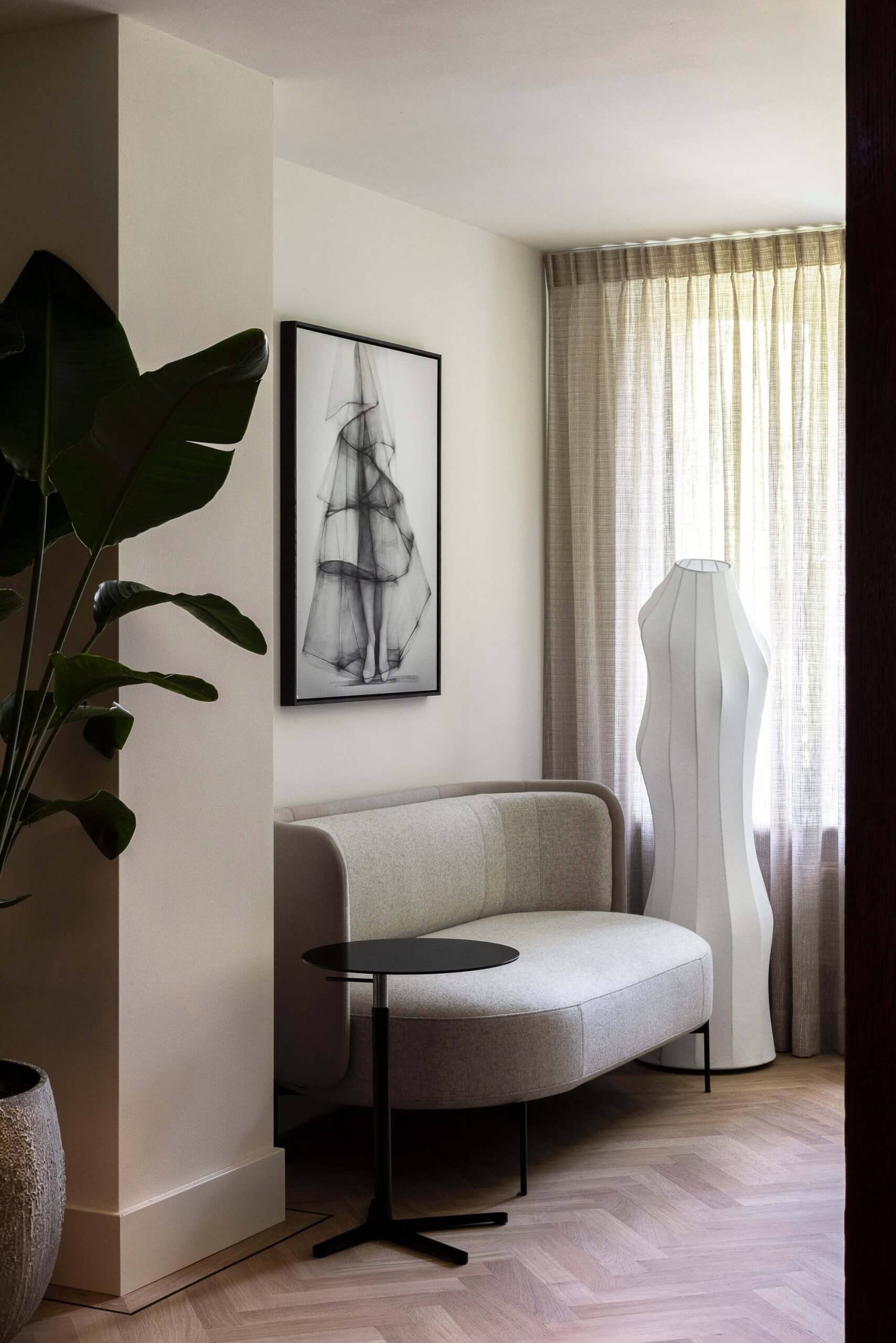 VAN-ESSEN-INTERIORS-6373-LR-scaled.jpg