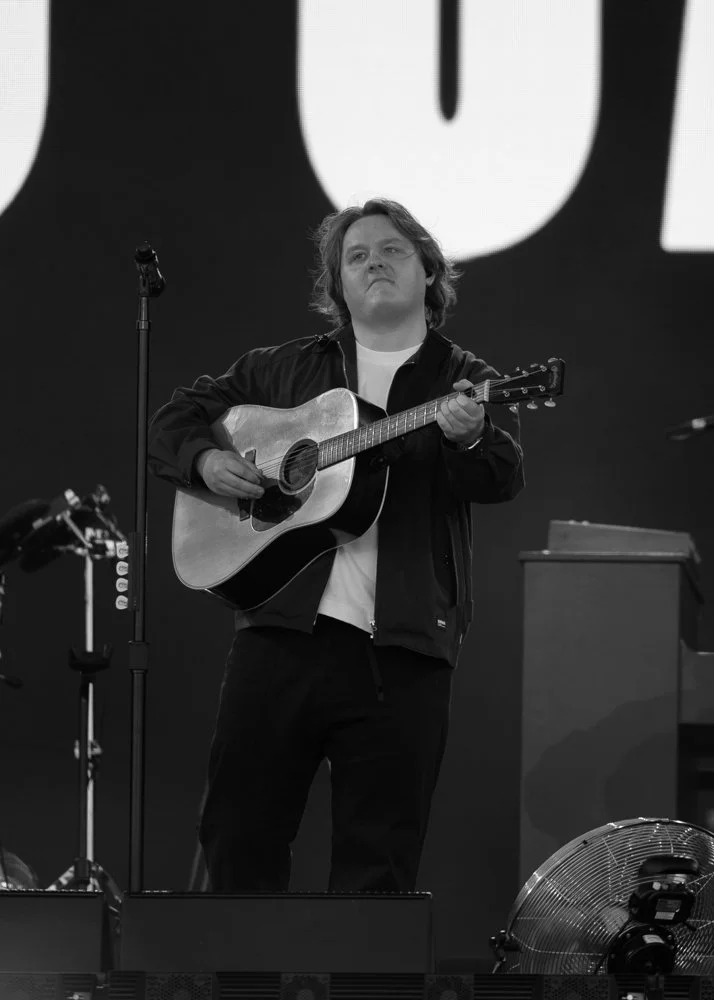 Lewis Capaldi Pyramid Stage Glastonbury 2025