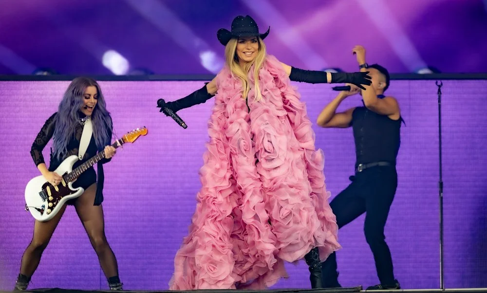 Shania Twain Pyramid stage Glastonbury 2024