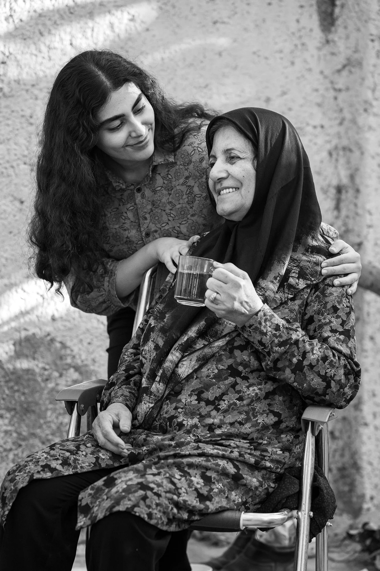Zeinab Mokhtari - Chat with grandma - Iran