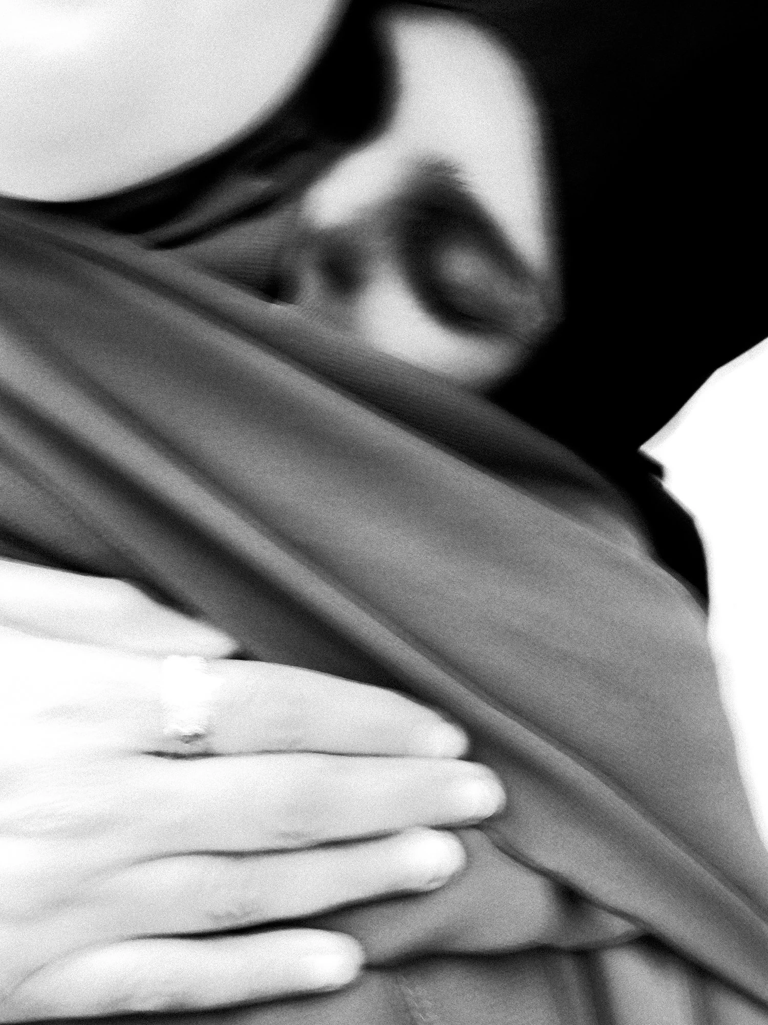 Abeer Aref - A Long Road Ends in Warm Embrace - Yemen