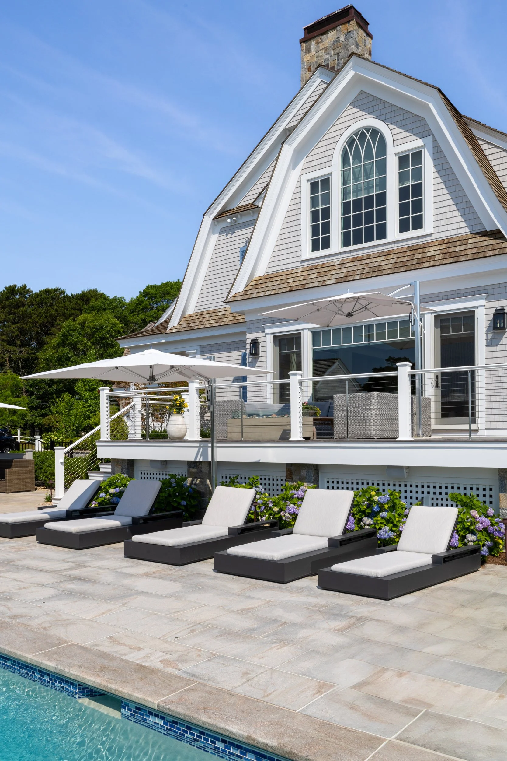 bridge-street-house-gambrel-osterville_17.jpg