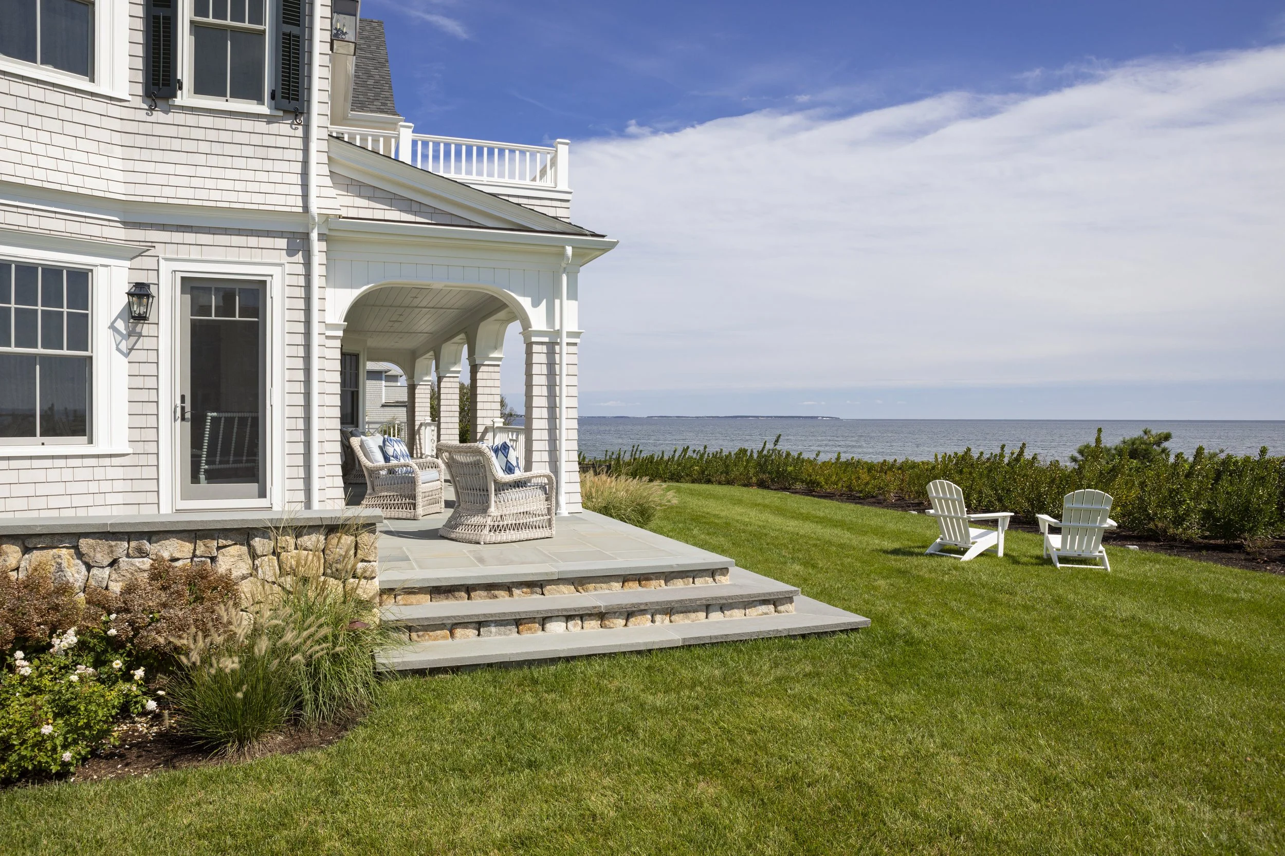 historic-rennovation-sea-view-house_9.jpg