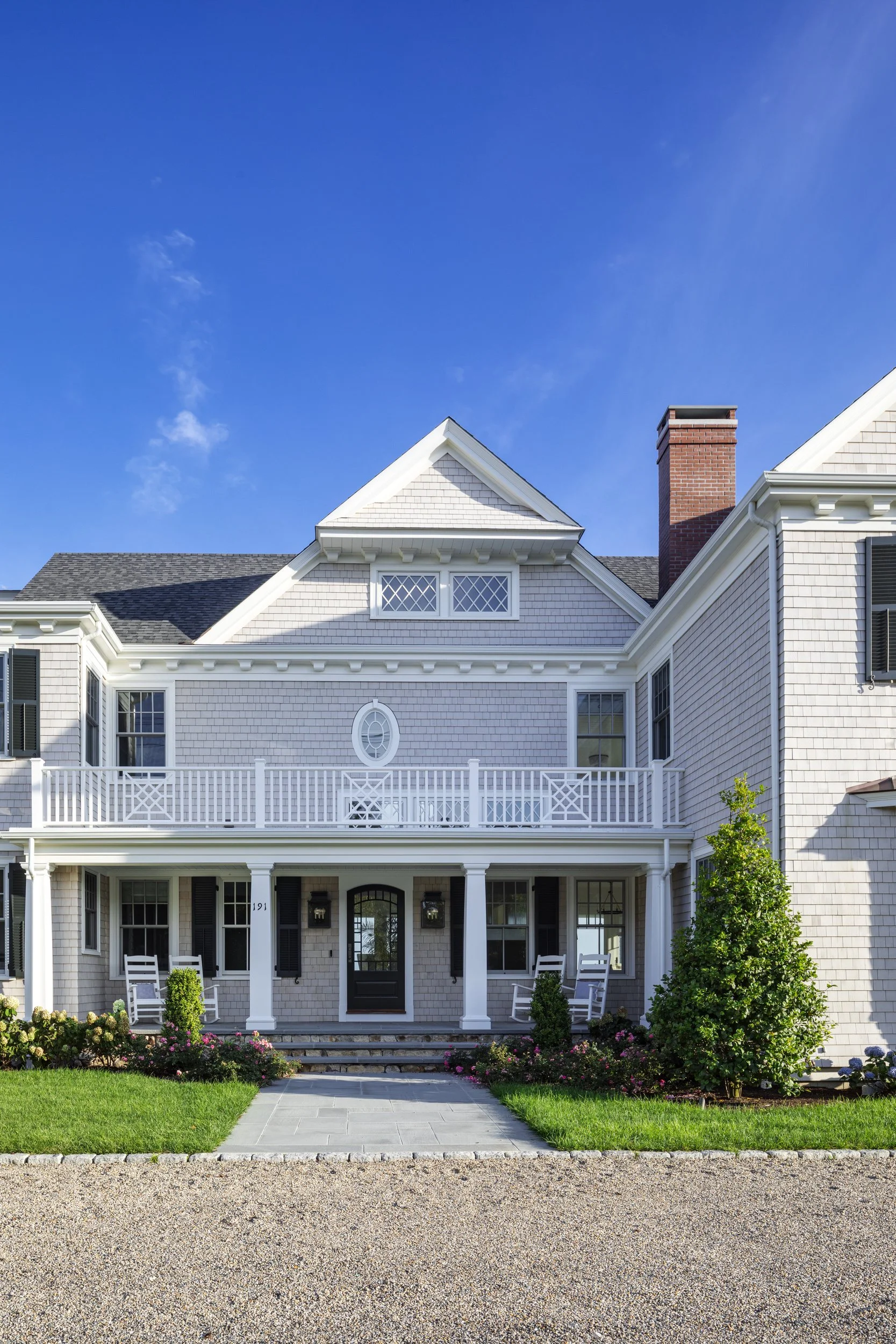historic-rennovation-sea-view-house_28.jpg