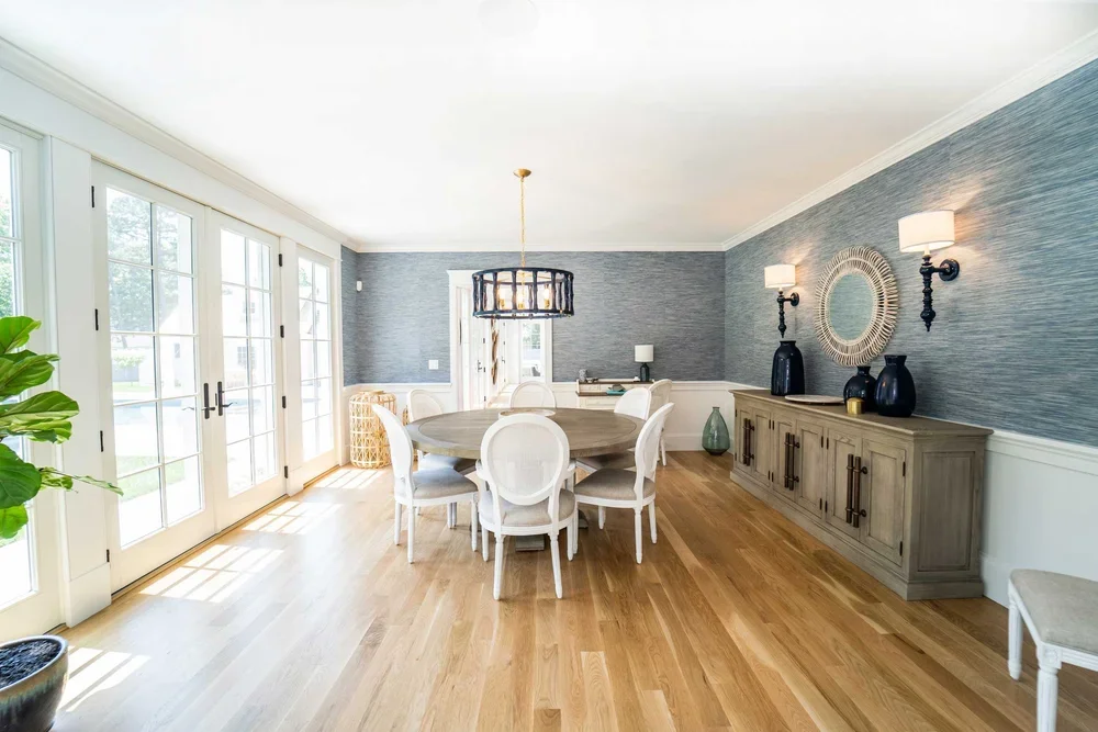 james-golden-oyster-harbors-family-compound-dining-room-kitchen.webp