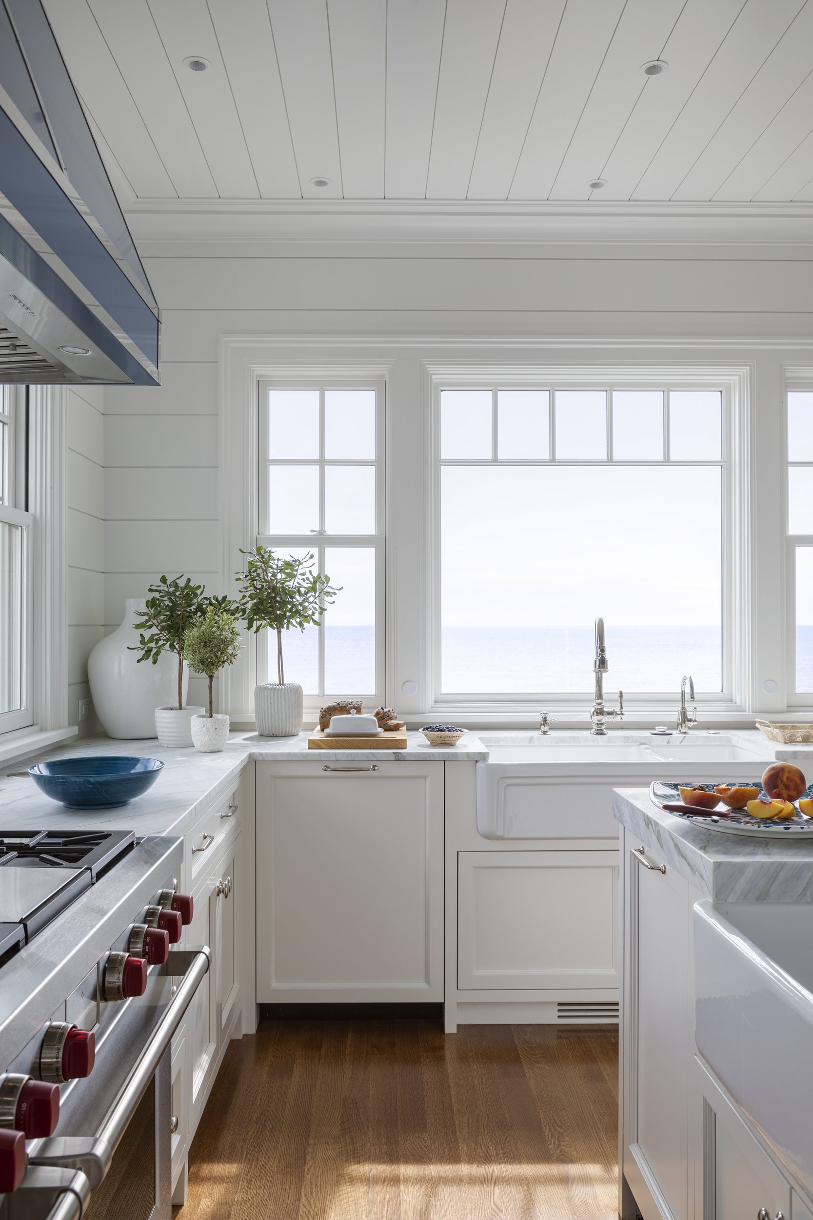 historic-rennovation-sea-view-house_7.jpg
