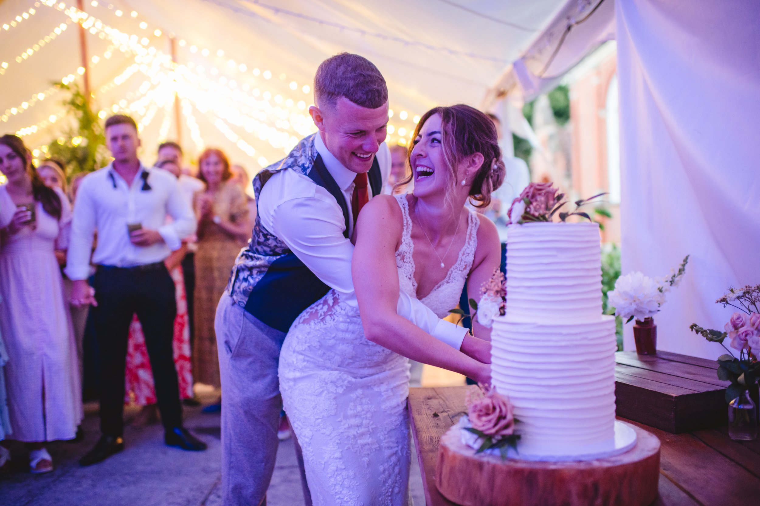 A Wedding Cake's Journey: From Initial Enquiry to Cutting the Cake