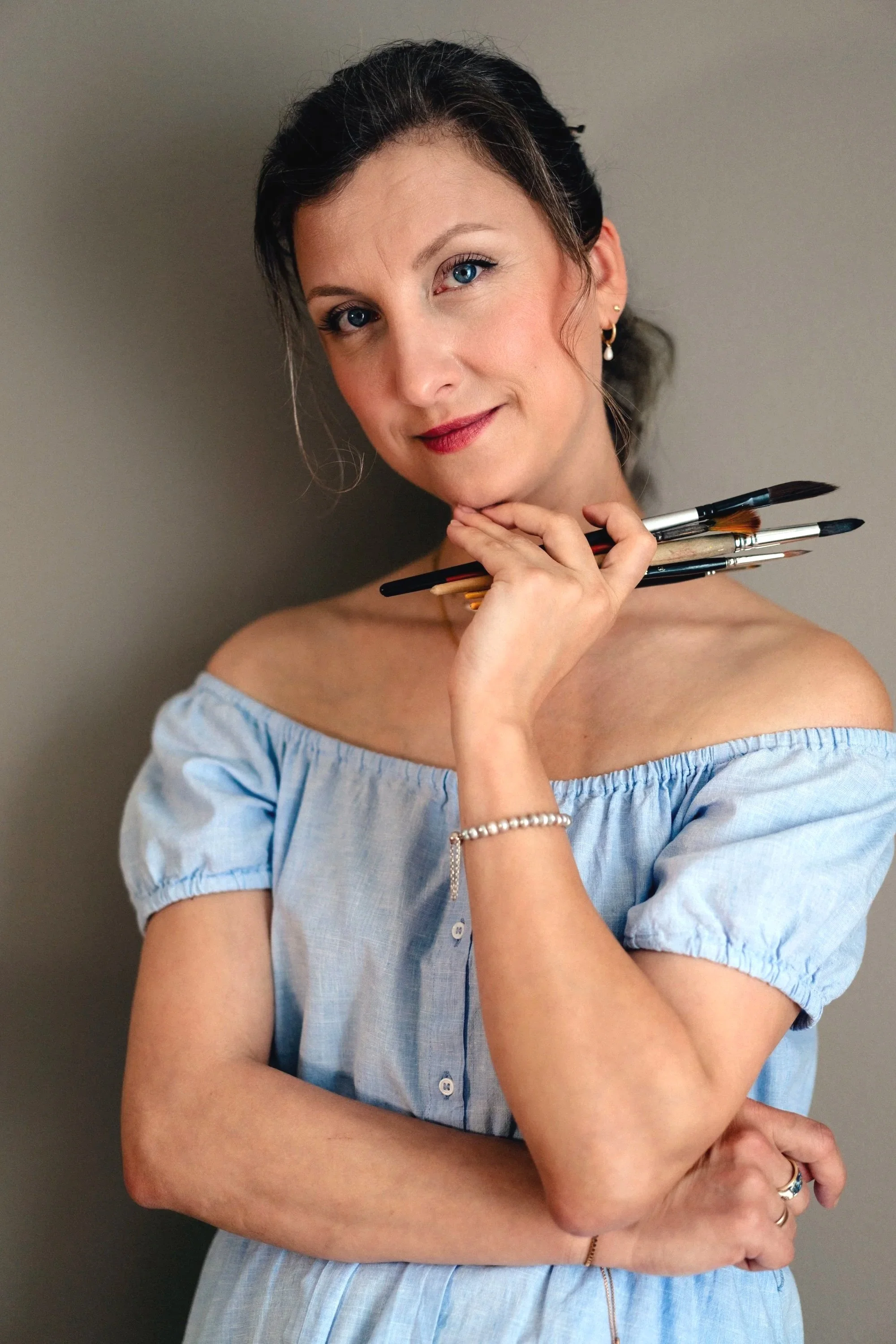 Learn more about Anastasiya Molchanova and her work preserving traditional Ukrainian Petrykivka art.