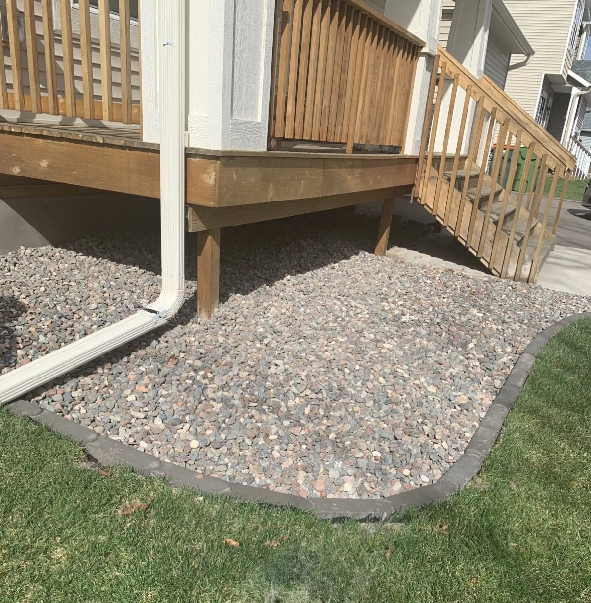 Rock & Mulch Beds