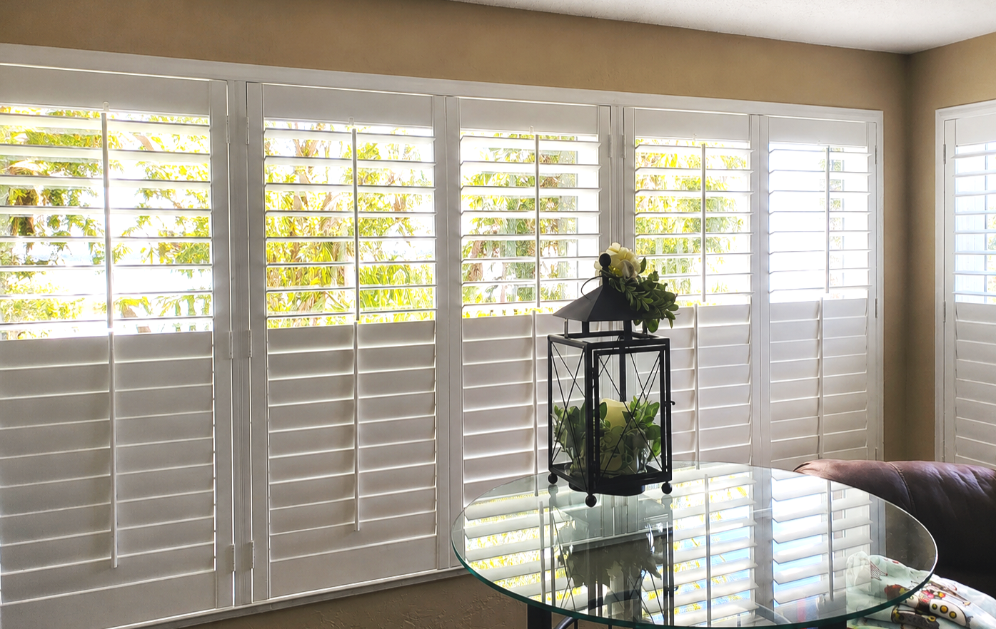 Plantation Shutters / Custom Window Treatments 

Custom plantation shutters and custom window treatments in Florida including interior shutters, composite shutters, wood shutters, and custom window coverings professionally measured and installed for 