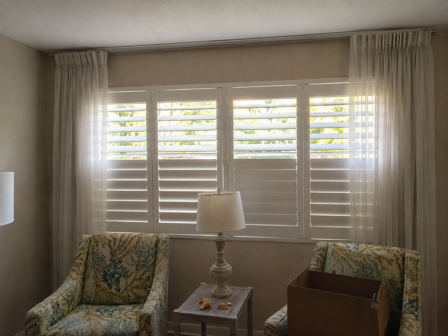 Plantation Shutters / Custom Window Treatments 

Custom plantation shutters and custom window treatments in Florida including interior shutters, composite shutters, wood shutters, and custom window coverings professionally measured and installed for 