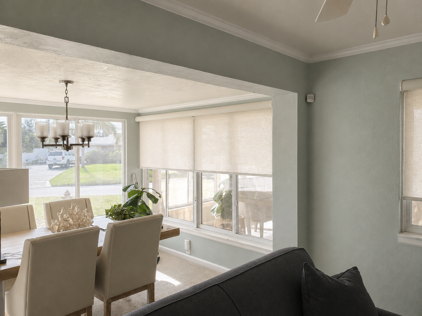Roller Shades / Custom Window Treatments

Custom roller shades and custom window treatments including blackout shades, zebra shades, woven wood shades, bamboo shades, Roman shades, cordless shades, faux wood shades, and modern window coverings for ho