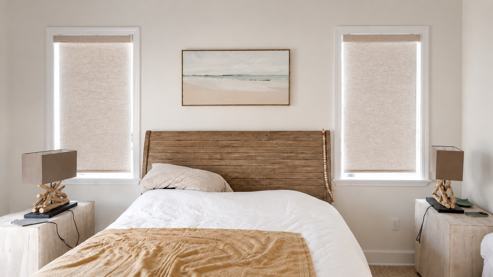 Roller Shades / Custom Window Treatments

Custom roller shades and custom window treatments including blackout shades, zebra shades, woven wood shades, bamboo shades, Roman shades, cordless shades, faux wood shades, and modern window coverings for ho