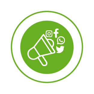 Runder grün-weißer Social-Media-Werbebanner mit Megafon-Symbol und Icons für Instagram, Facebook, WhatsApp und Twitter