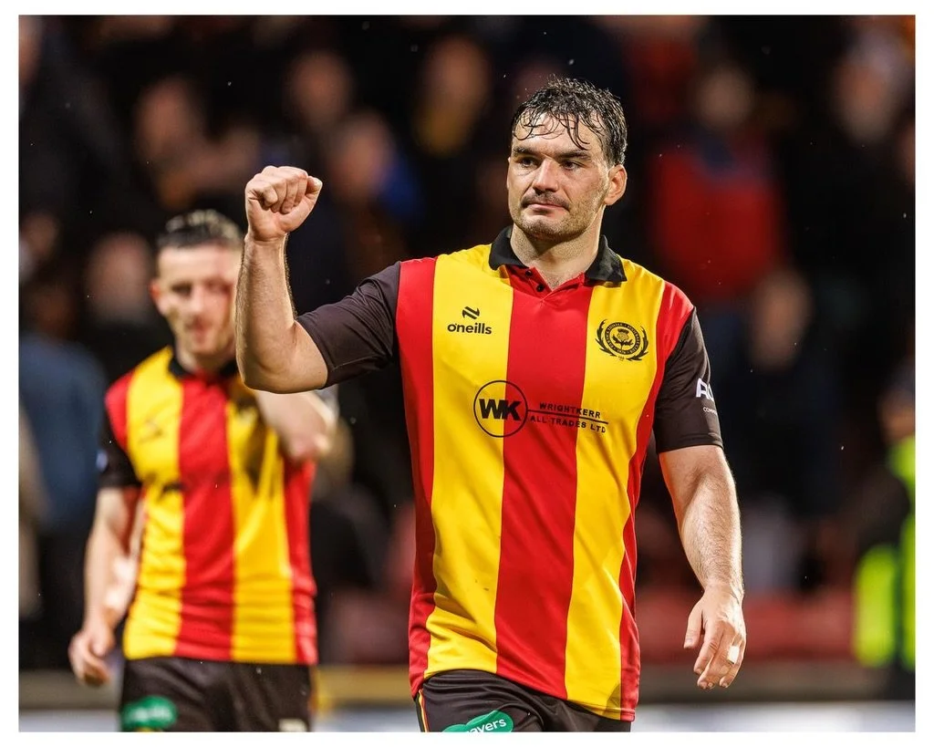 Well, not my day today with the goals and celebrations coming at the other end of the park but a good result for Partick Thistle as they played host to St Mirren in their Premiership Playoff 1st leg.

All to play for in the second leg on Monday!

Ima