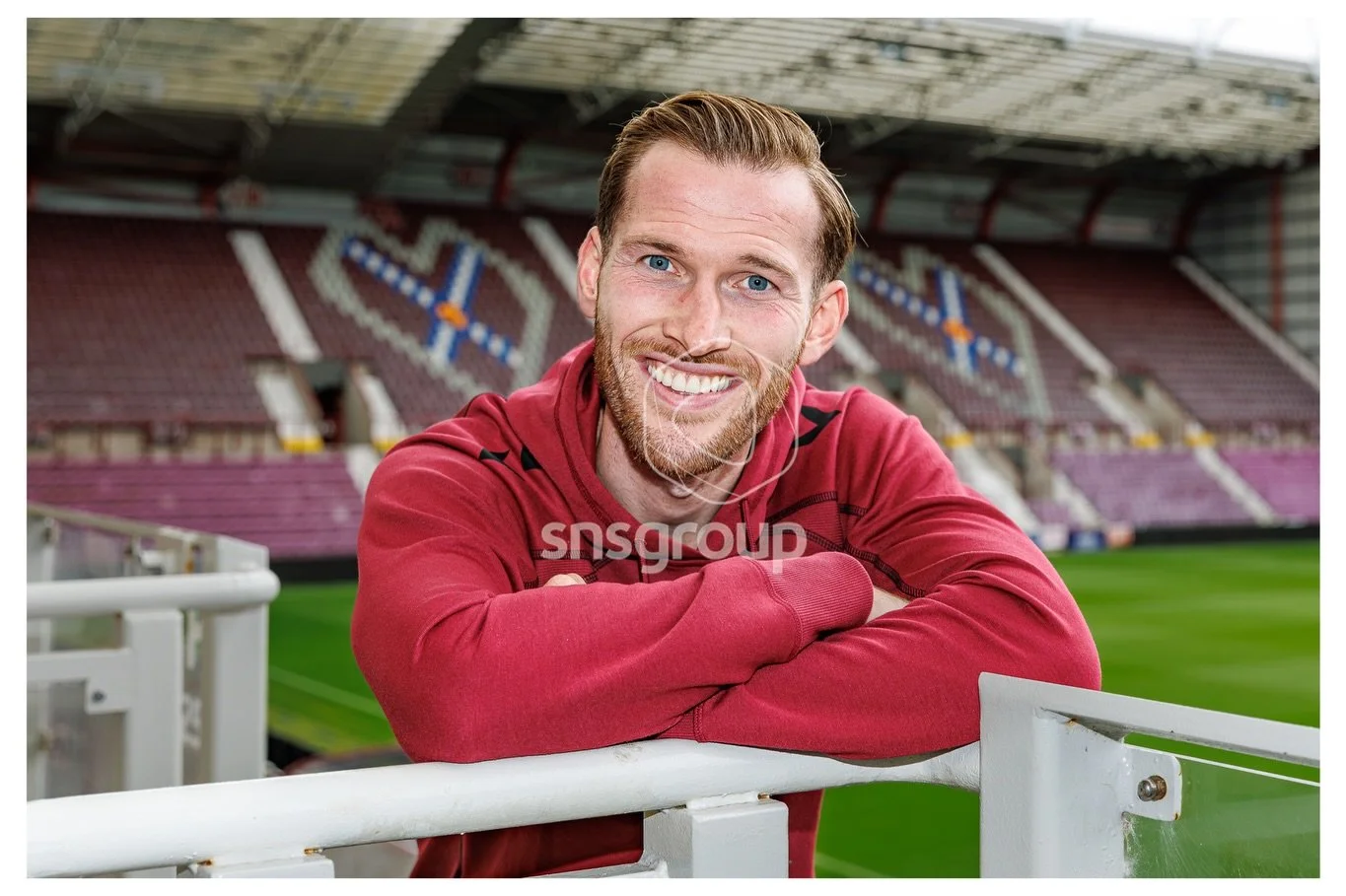 Putting in the graft as well as Jamie McCart on media duties as Hearts prepare to host SK Rapid Wien in their Europa Conference League Qualifying clash tomorrow.

Images shot for @snsgroup - Credit: Liam Chester / SNS Group 

#jambos #hearts #skrapid