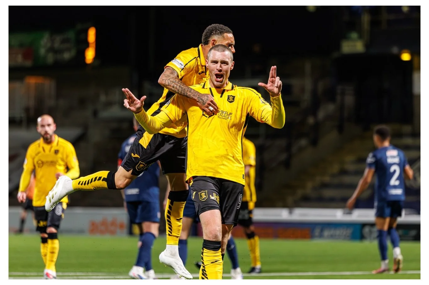 @livingstonfootballclub beat @raithrovers_fc through a Robbie Muirhead brace to secure a well needed 3 points

#spfl #livingstonfc #raithrovers #scottishchampionship