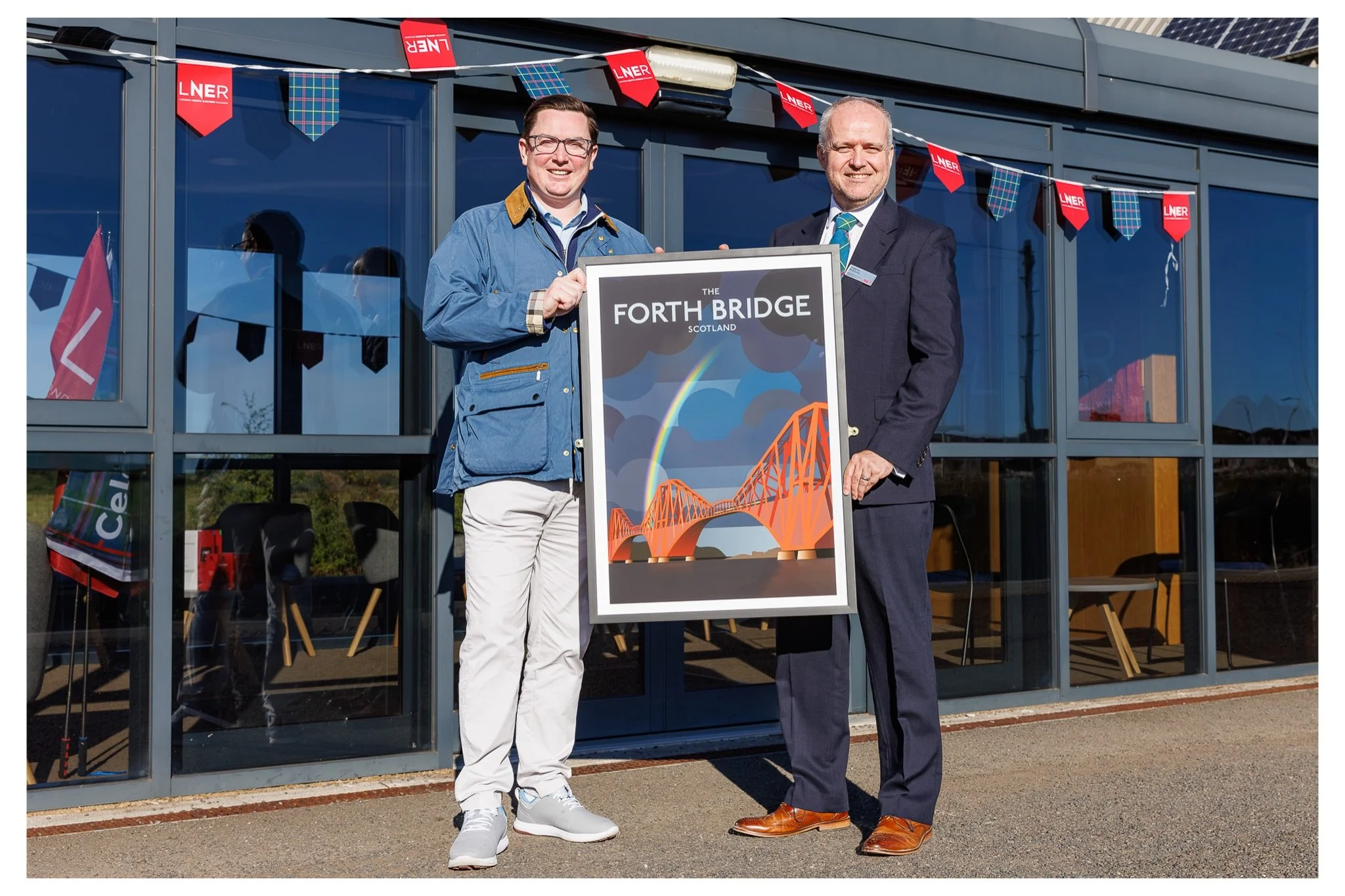 A few of the images shot for LNER as they officially open a new first class lounge at Leuchars train station. 

The lounge was opened by renowned local chef and restaurateur Dean Banks where he was presented with a peace of specially commissioned art