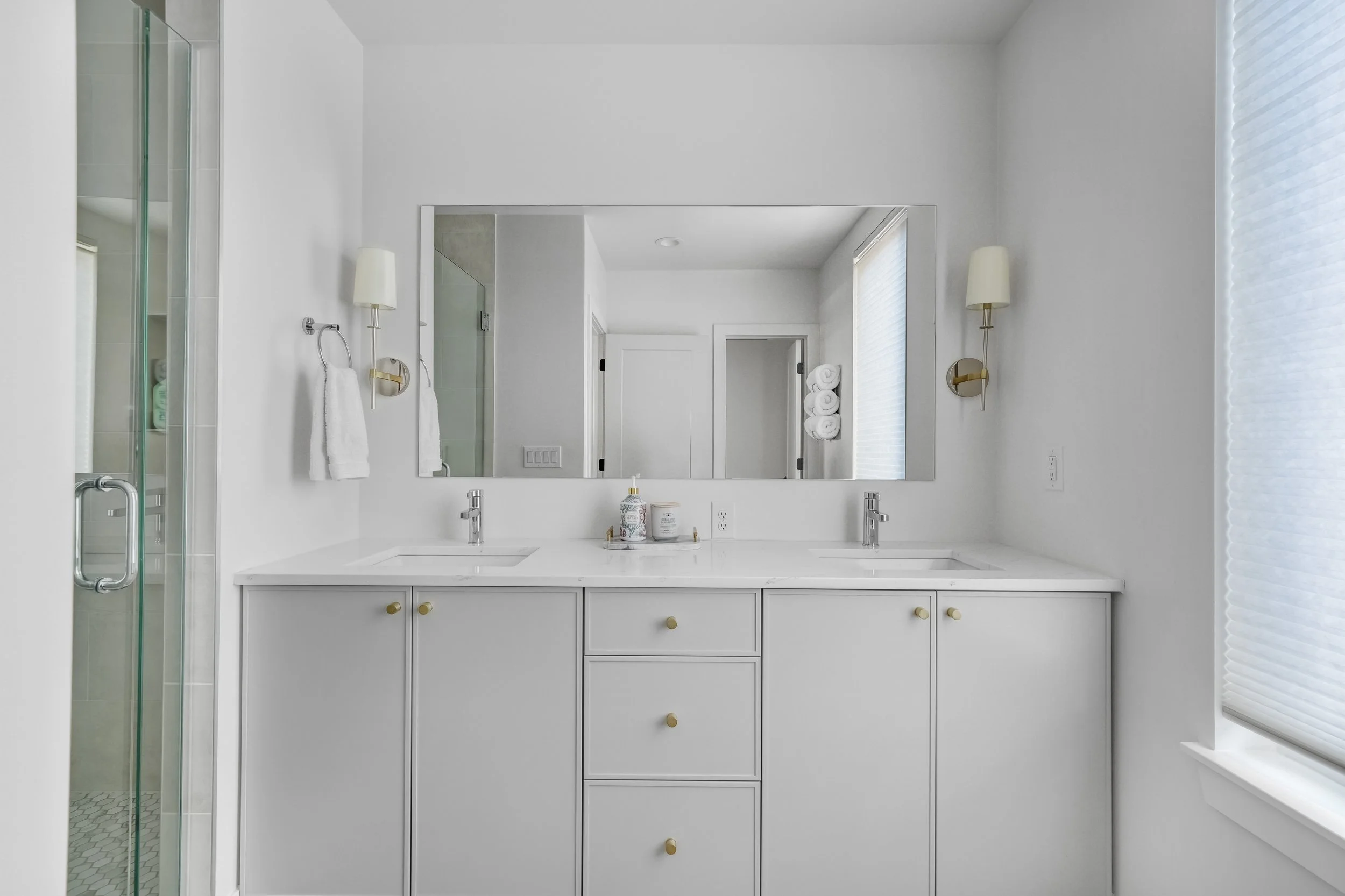 2578 S Broadway(MLS)-9.jpg