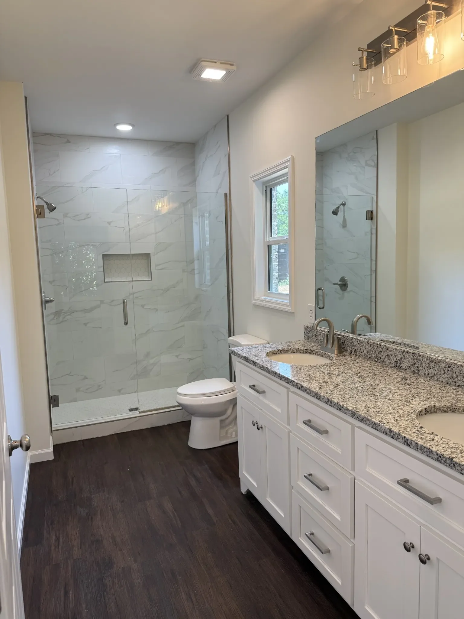 90 Lexie Bath.webp