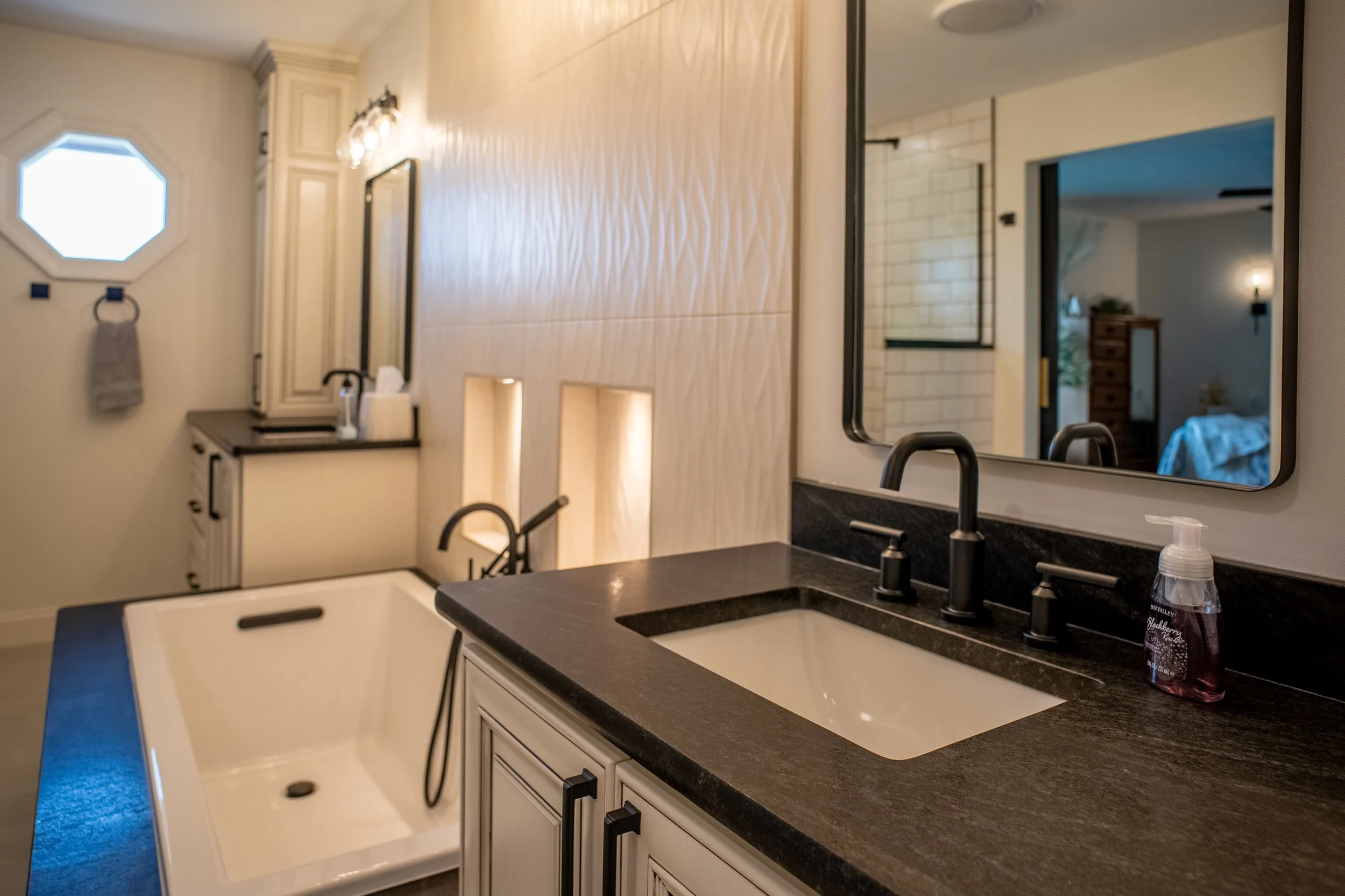 Modern Bathroom 
Construction 
Modern Design 
Elegant Bathroom 
Kansas Construction 
Design and Construction 
