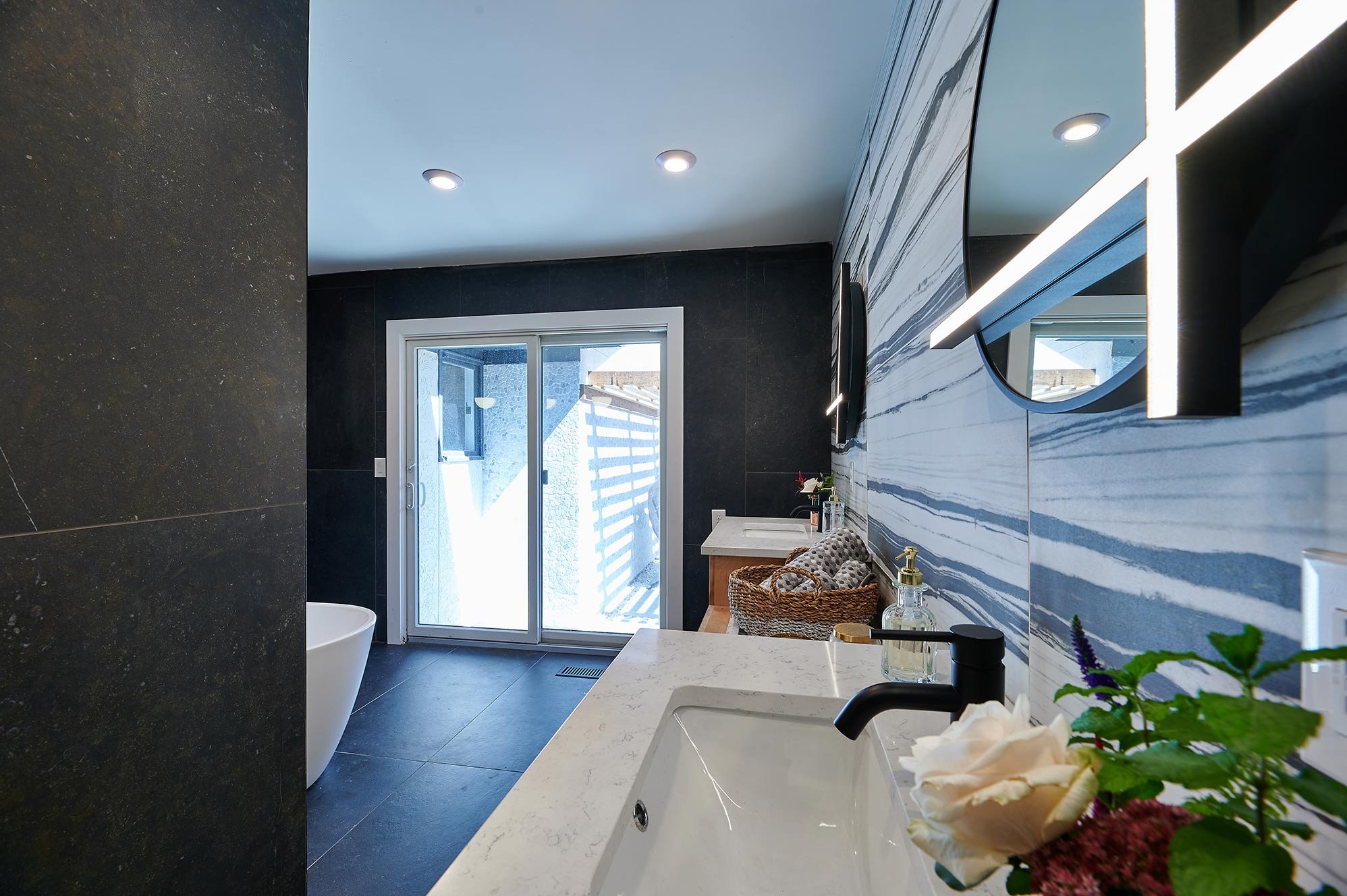 Modern Bathroom 
Construction 
Modern Design 
Kansas Construction 
Design and Construction 