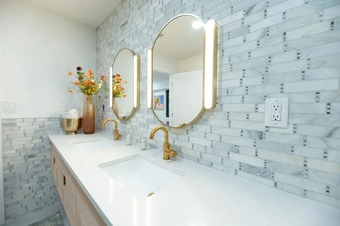 Modern Bathroom 
Elegant Bathroom
Blue Bathroom 
Construction 
Modern Design 
Kansas Construction 
Design and Construction 